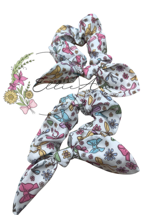 Live pick Scrunchie